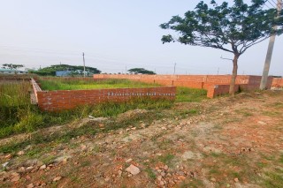 land for sale in  Bashundhara ,  Dhaka, BDT 21000000